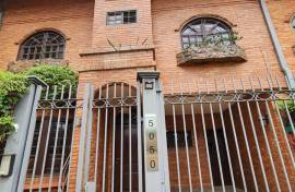 En venta elegante triplex en Barrio Recoleta