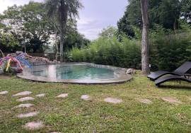 ¡Exclusiva Quinta de 2.450m² en venta: Naturaleza, Confort y Privacidad en un Lugar Único!